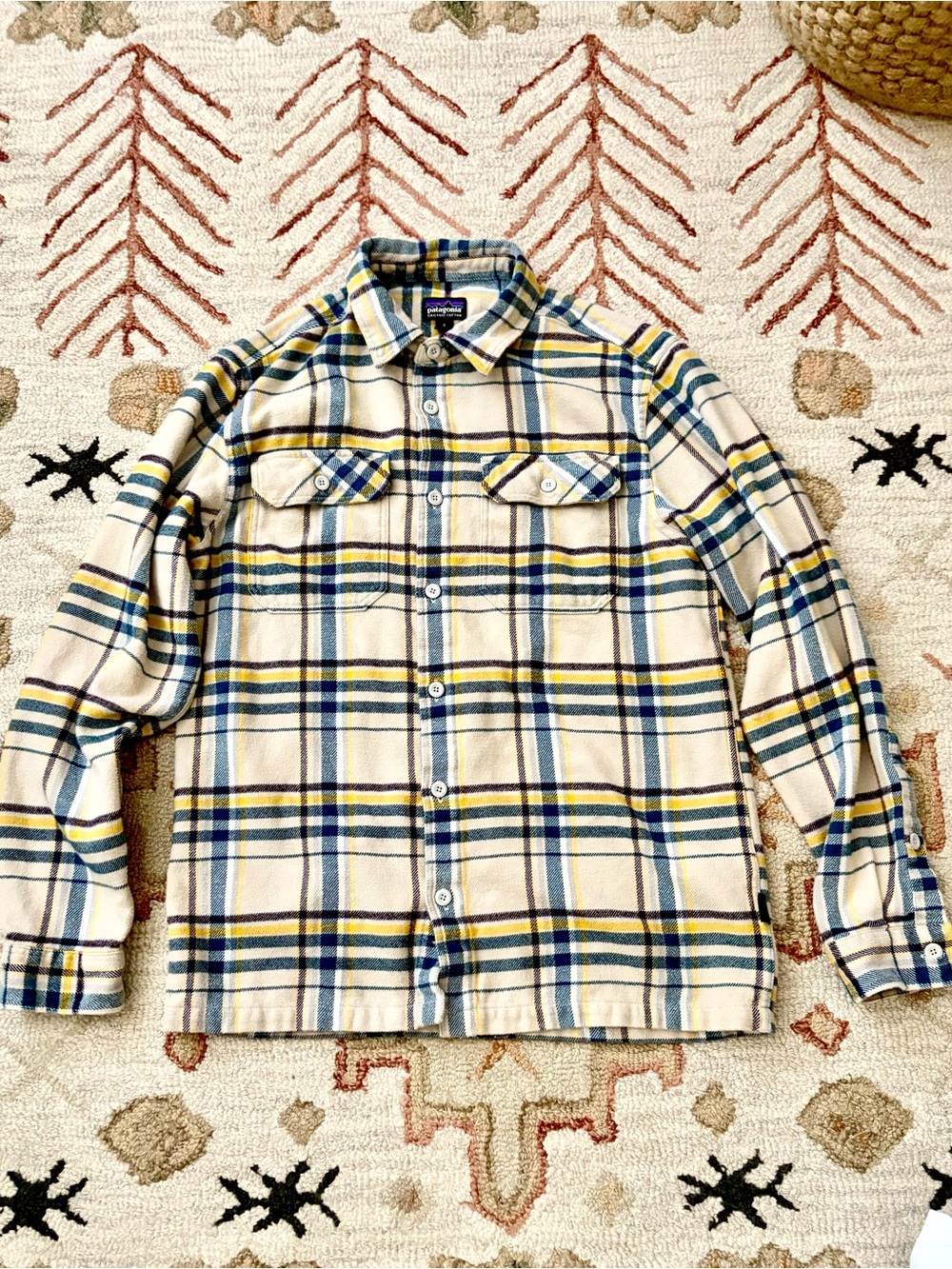 Patagonia Men’s small flannel